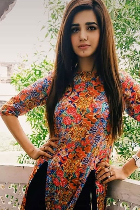 Anum Asad in beautiful dress