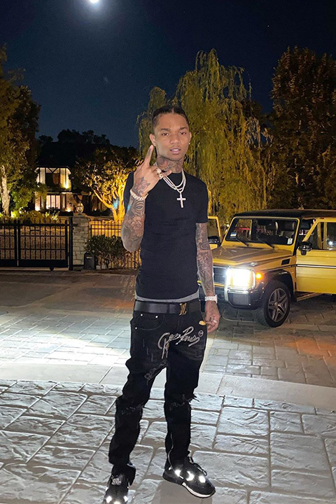 Swae Lee black tshirt and jeans