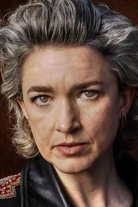 Julia Deans